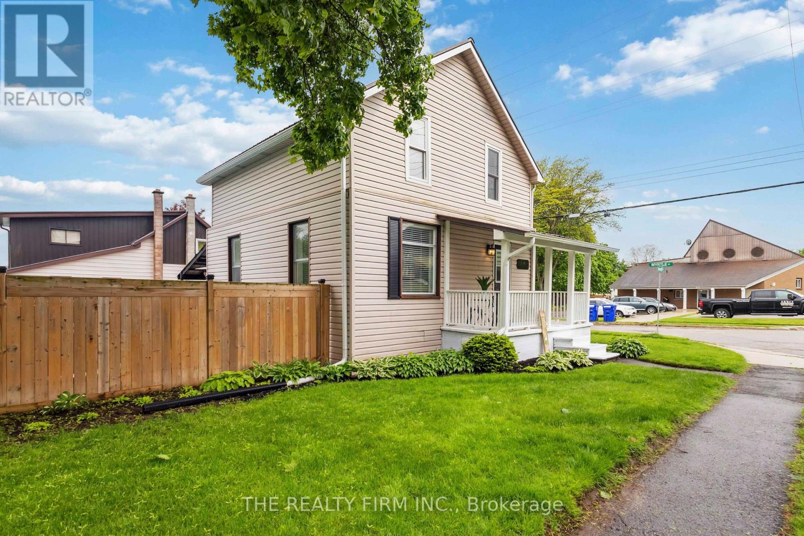 36 Walnut Street W, Aylmer, Ontario  N5H 1C5 - Photo 3 - X12169482