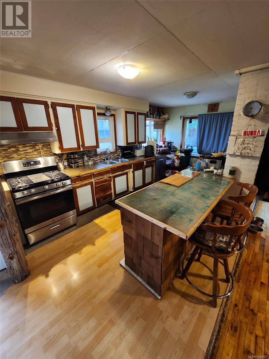 1158 Discovery Cres, Tahsis, British Columbia  V0P 1X0 - Photo 2 - 1000885