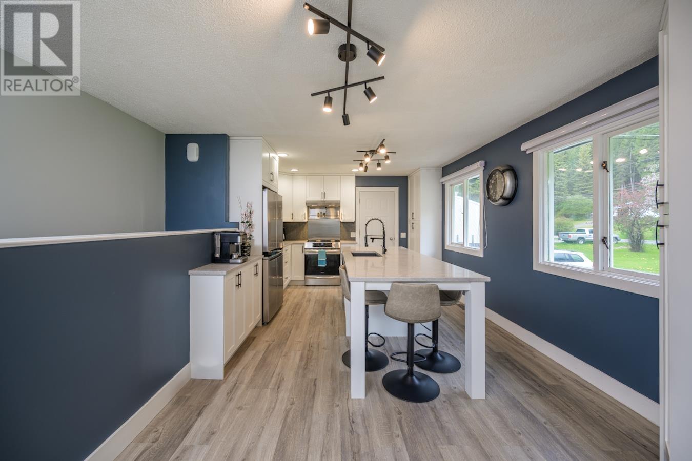 Property at 3545 MCLARTY CRESCENT image 4
