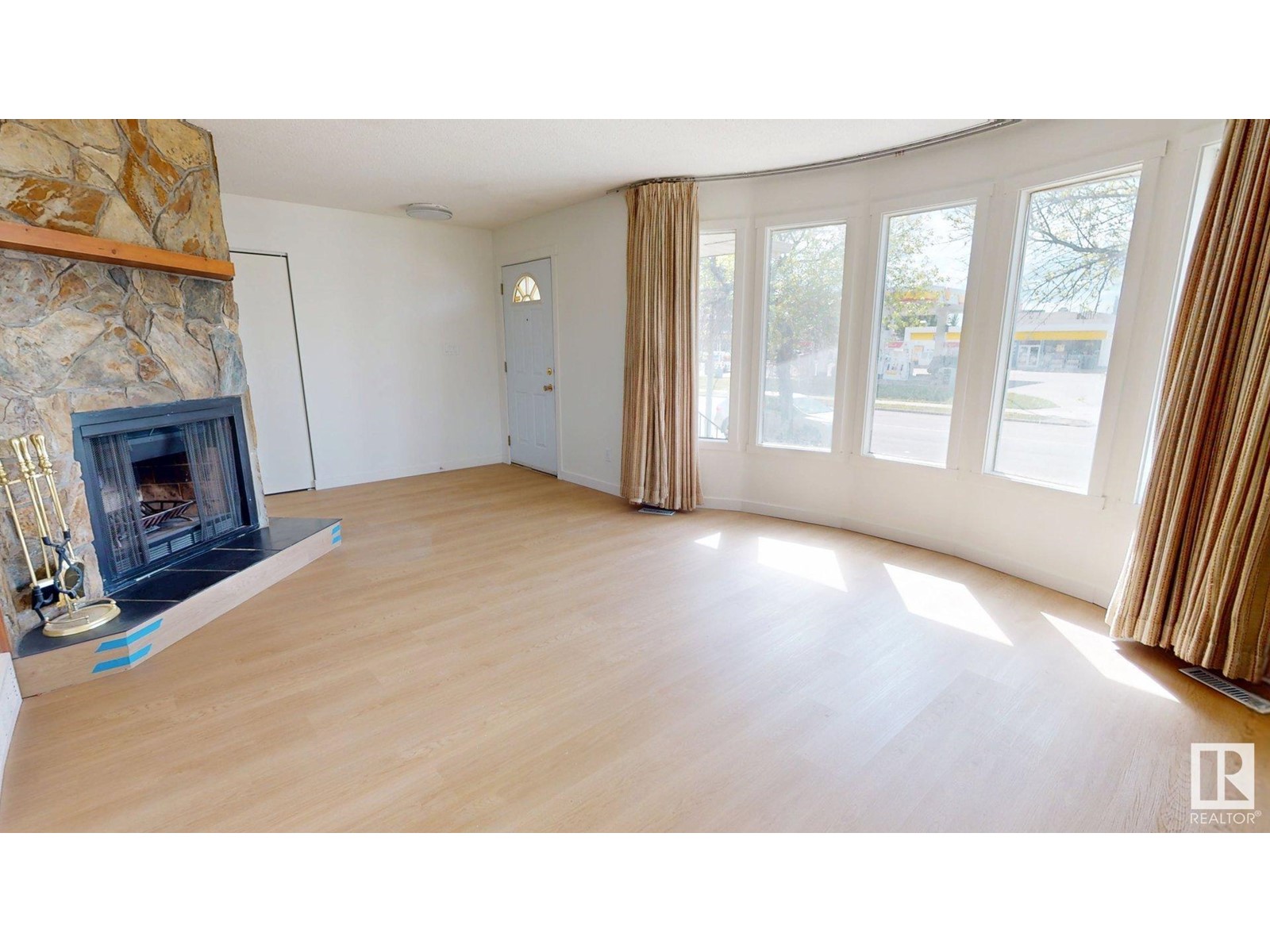 Property at 6637 POPLAR DR image 5