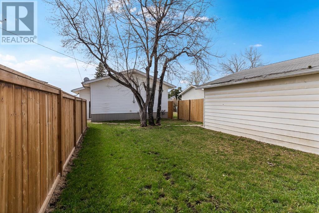 828 Hammond Street, Carstairs, Alberta  T0M 0N0 - Photo 28 - A2216183