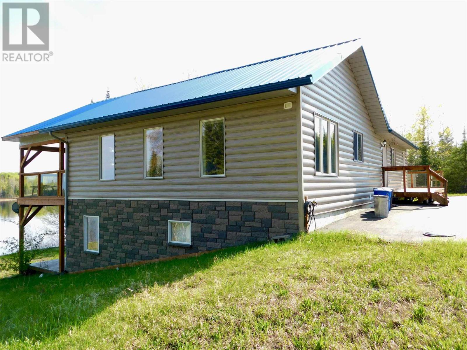 3 Friesen Blvd, Sioux Lookout, Ontario  P8T 0A7 - Photo 25 - TB242664