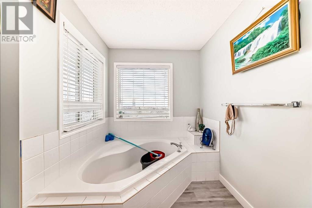 158 Panamount Drive Nw, Calgary, Alberta  T3K 5L7 - Photo 19 - A2221404