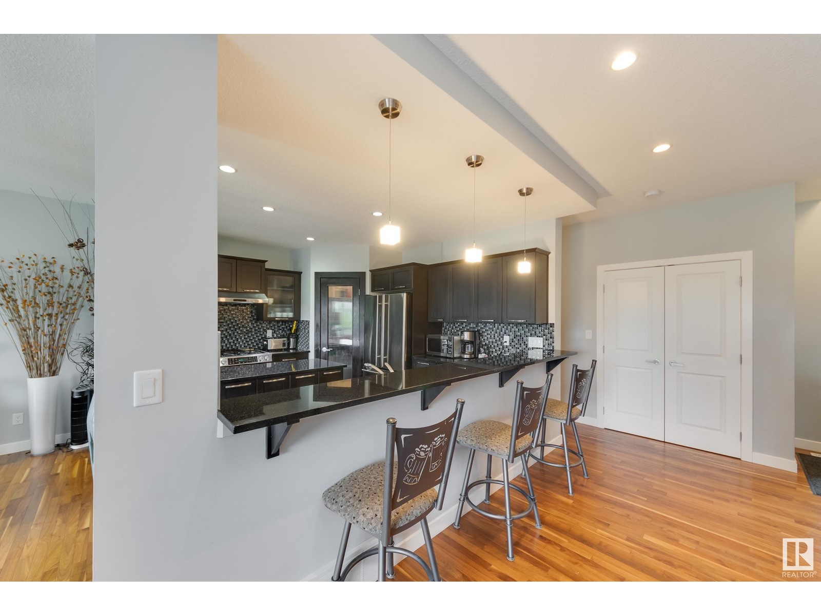 21729 94a Av Nw, Edmonton, Alberta  T5T 1M9 - Photo 8 - E4438150