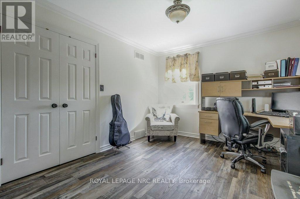 20 Dumfries Street, Niagara-On-The-Lake, Ontario  L0S 1J0 - Photo 21 - X12169520