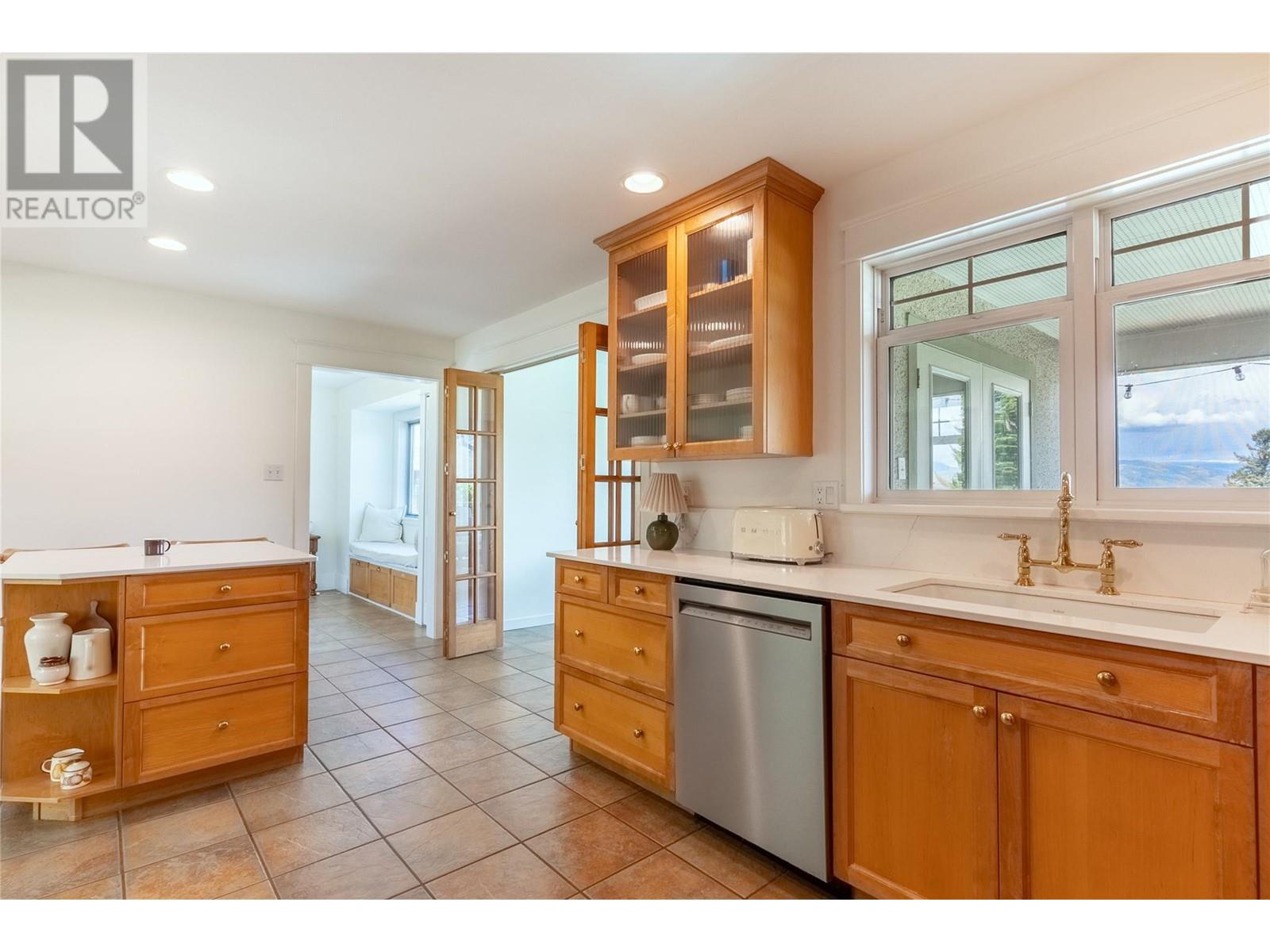 658 Fraser Street, Kamloops, British Columbia  V2C 3H2 - Photo 8 - 10345479