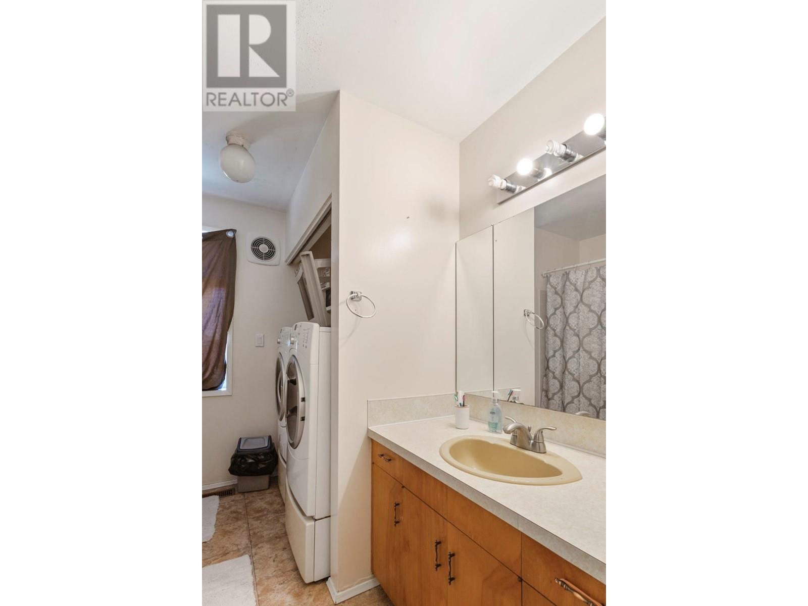 129 15th Avenue N, Creston, British Columbia V0B 1G0 - Photo 10 - 10348451