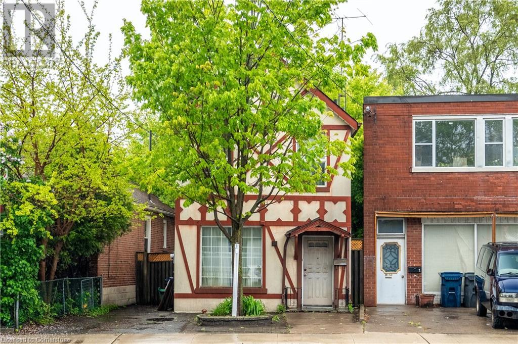 18 SCARLETT Road, toronto, Ontario