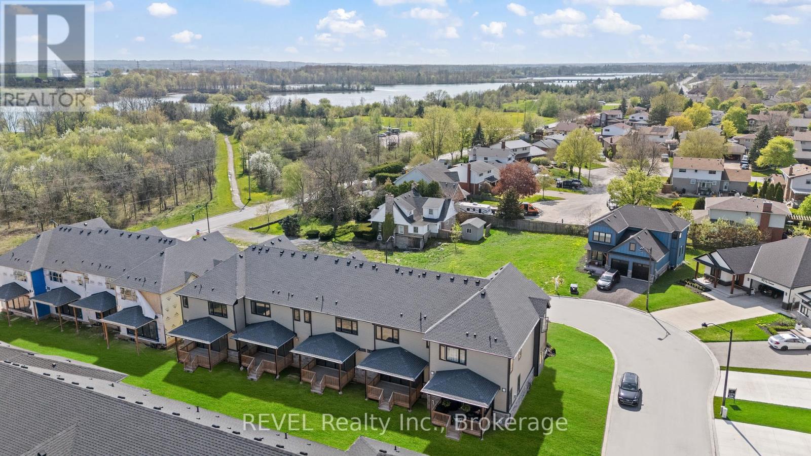 101 Ivy Crescent, Thorold, Ontario  L2V 4N9 - Photo 10 - X12159304