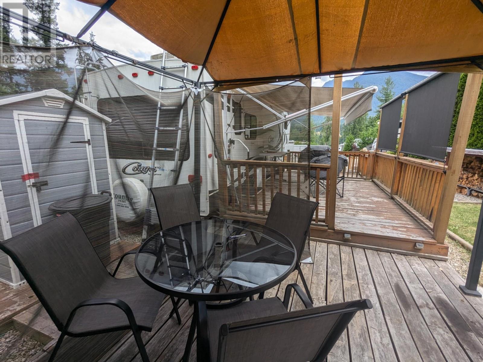 7298 3a Highway Unit# 3, Balfour, British Columbia  V1L 6S4 - Photo 6 - 10349090