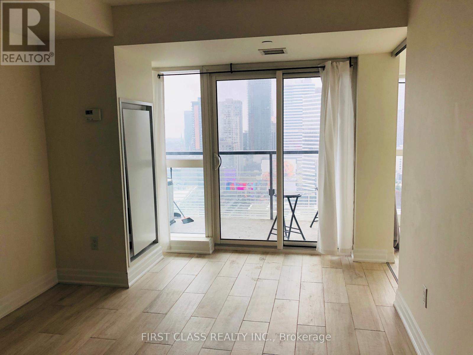 2509 - 386 Yonge Street, Toronto, Ontario  M5B 0A5 - Photo 6 - C12169296