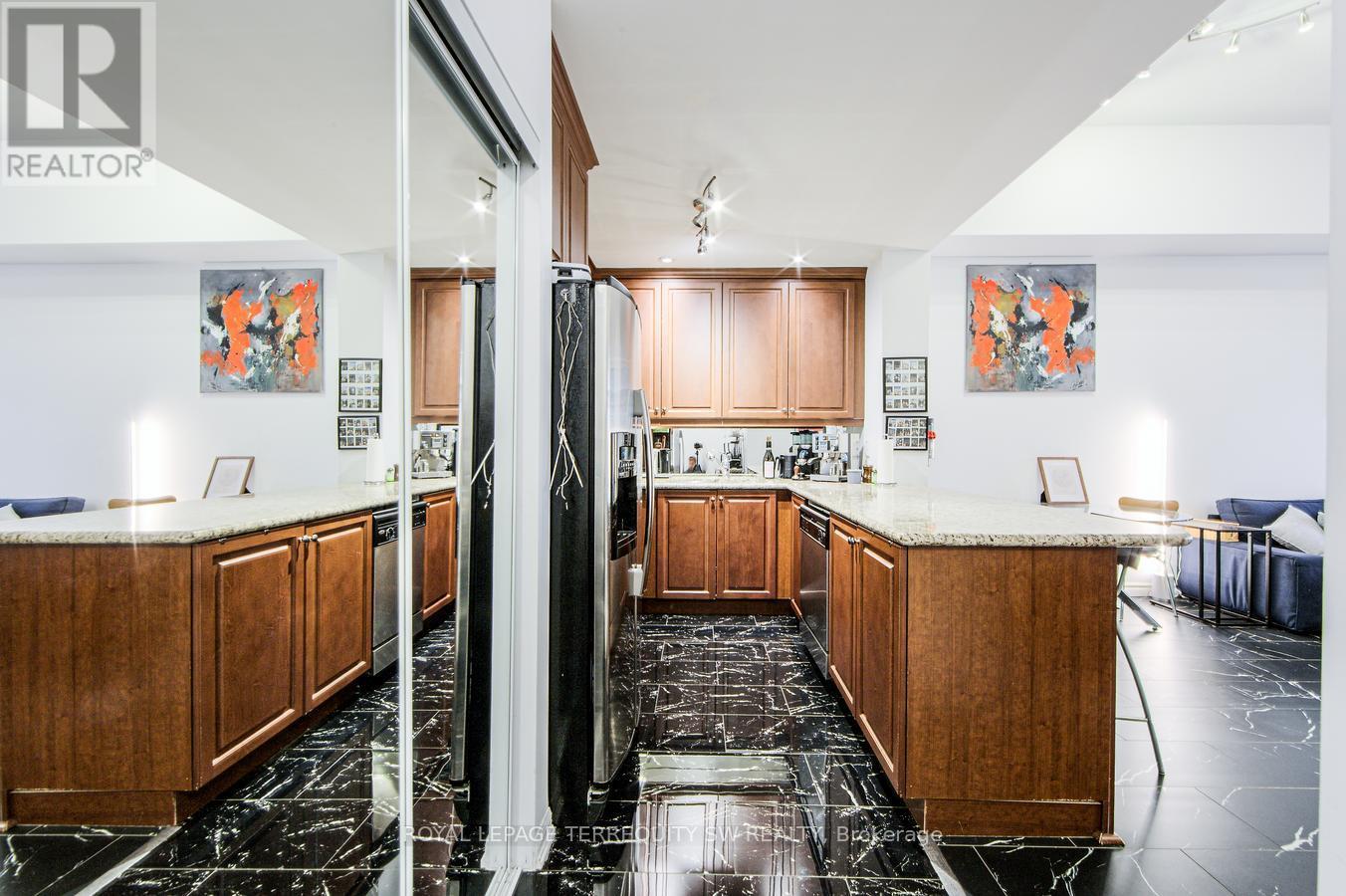 110 - 618 A Fleet Street, Toronto, Ontario  M5V 1B9 - Photo 10 - C12169327