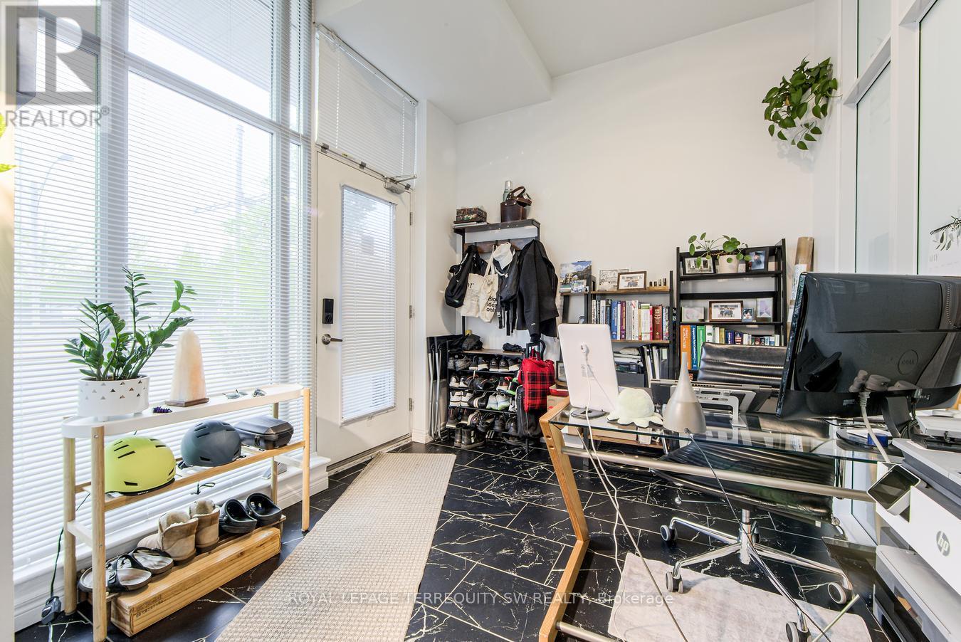 110 - 618 A Fleet Street, Toronto, Ontario  M5V 1B9 - Photo 3 - C12169327