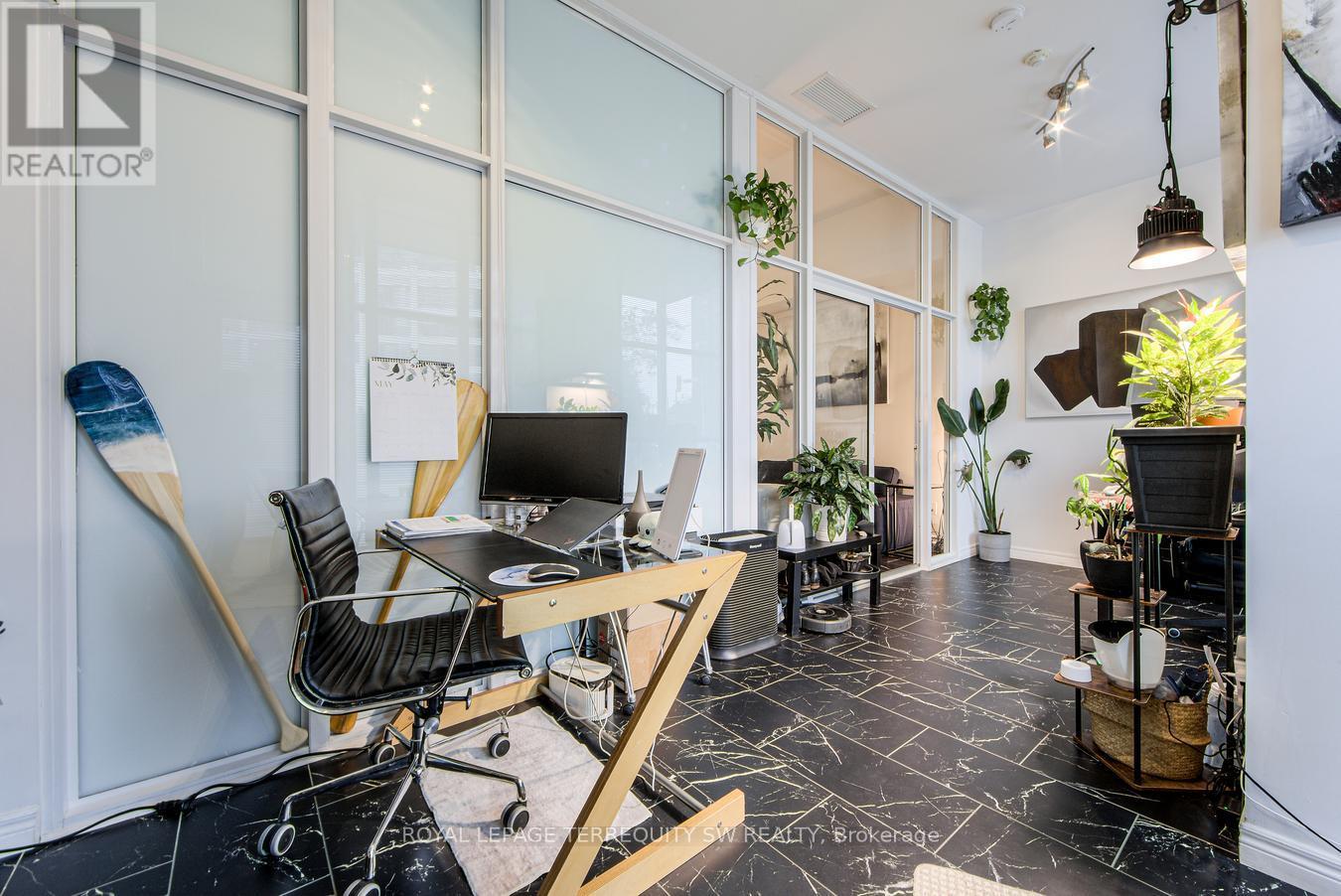 110 - 618 A Fleet Street, Toronto, Ontario  M5V 1B9 - Photo 4 - C12169327