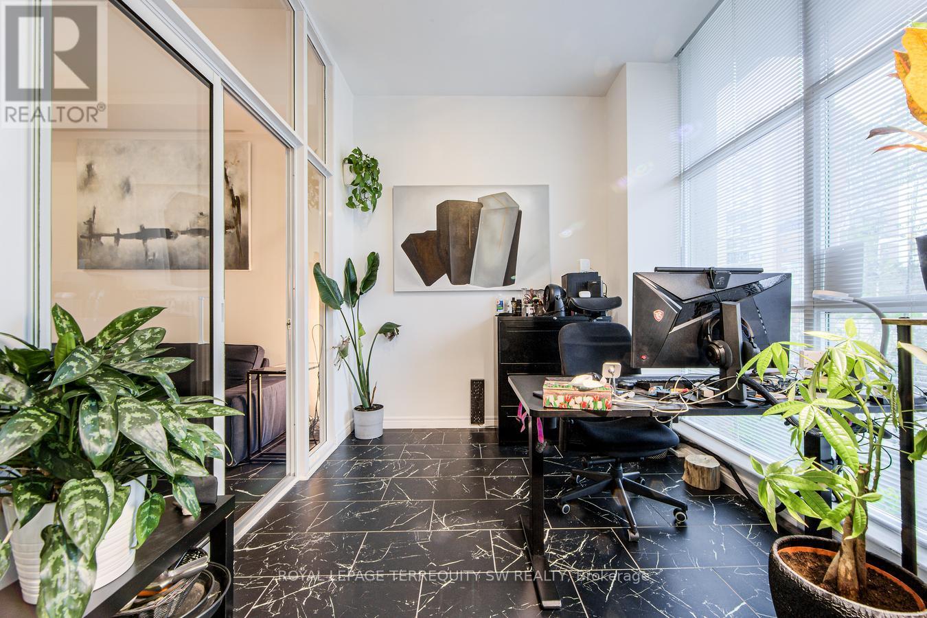 110 - 618 A Fleet Street, Toronto, Ontario  M5V 1B9 - Photo 5 - C12169327