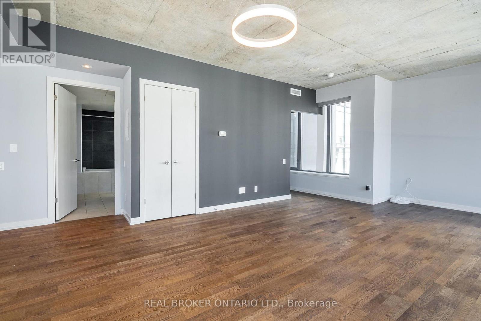 1201 - 95 Bathurst Street, Toronto (Waterfront Communities), Ontario  M5V 0H7 - Photo 12 - C12169335