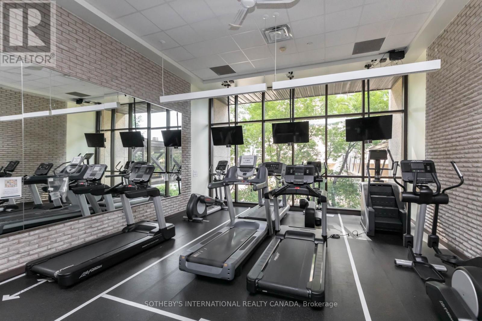 1429 - 33 Harbour Square, Toronto, Ontario  M5J 2G2 - Photo 24 - C12169445