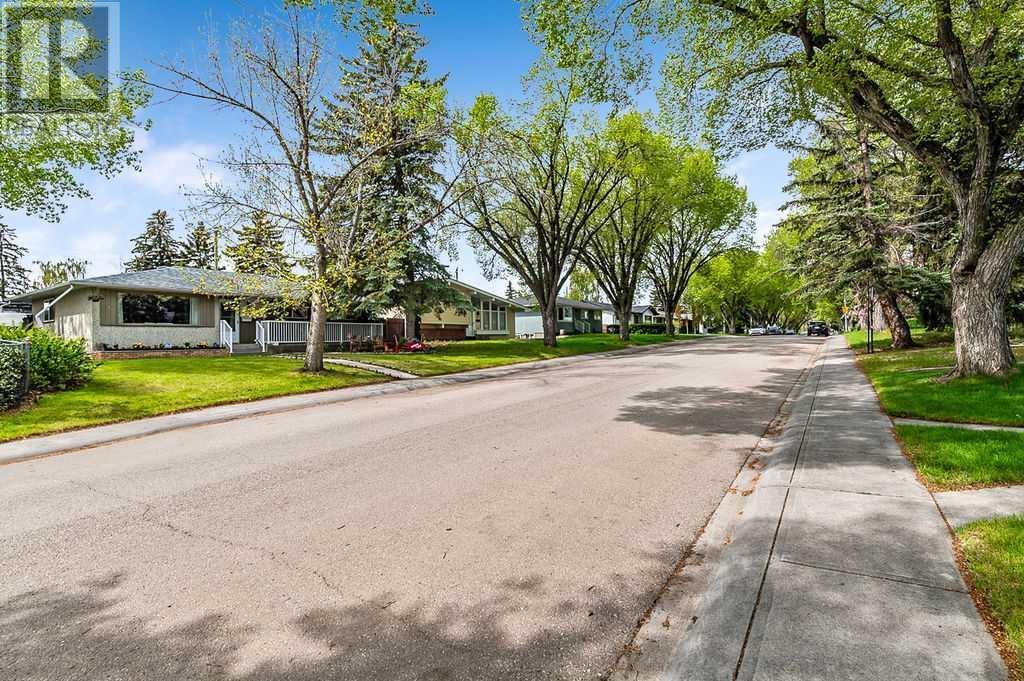 74 Armstrong Crescent Se, Calgary, Alberta  T2J 0X3 - Photo 2 - A2208585