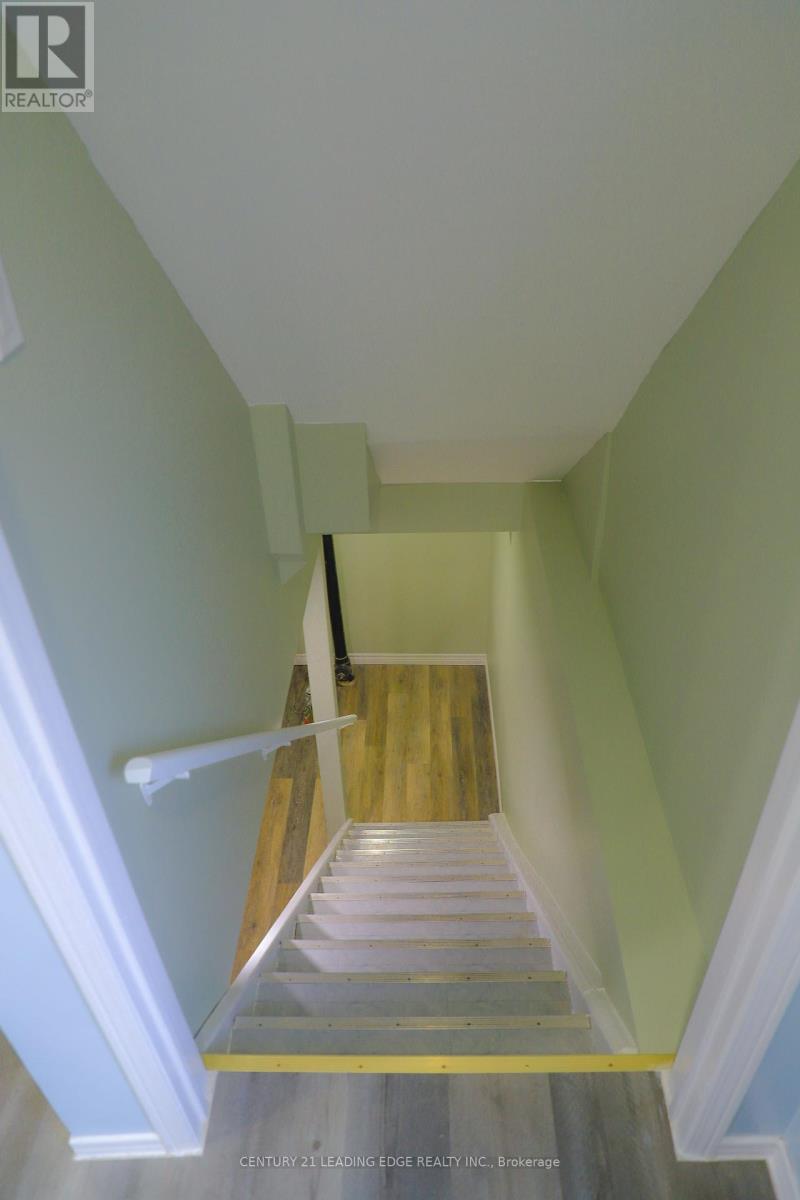 169 Hickling Trail, Barrie, Ontario  L4M 5V1 - Photo 23 - S12081067
