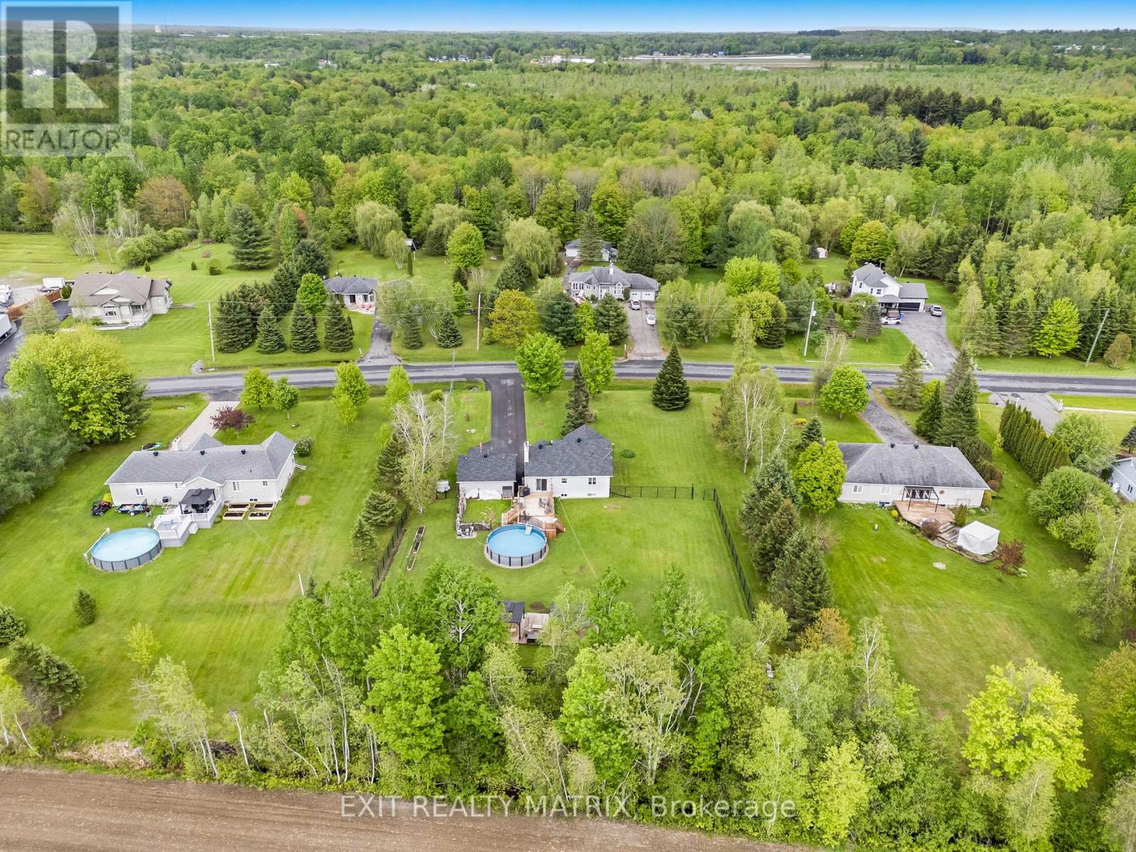 2140 Bedard Street, Champlain, Ontario  K6A 2R2 - Photo 32 - X12169495