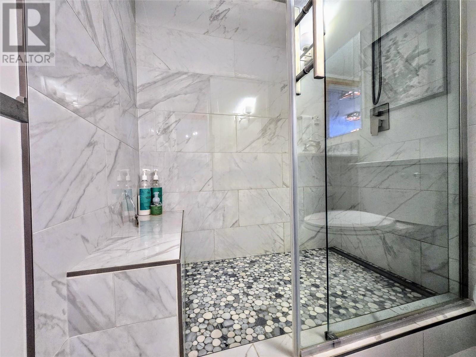 2050 Summit Drive Unit# 201, Panorama, British Columbia  V0A 1T0 - Photo 6 - 10344511
