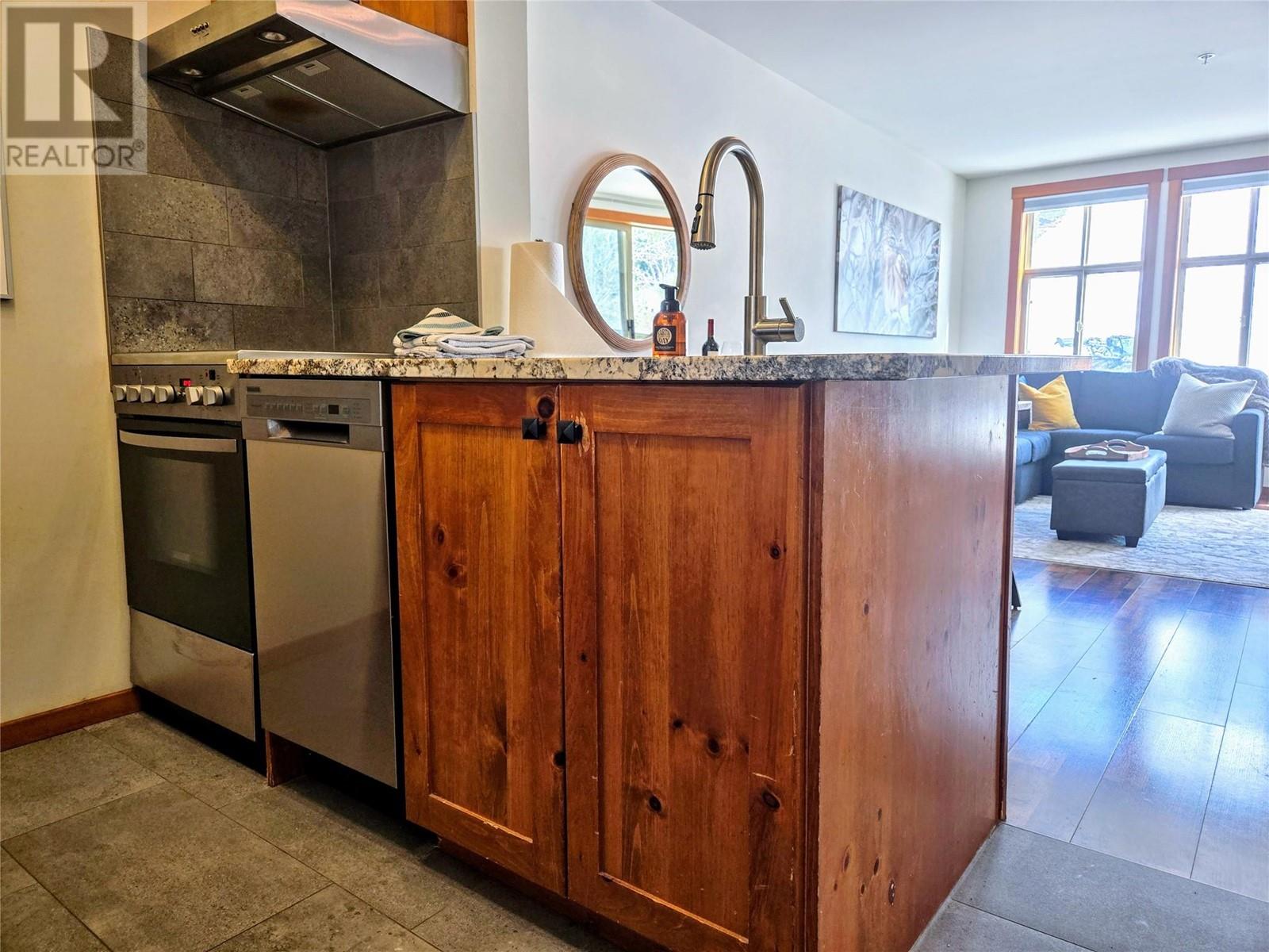 2050 Summit Drive Unit# 201, Panorama, British Columbia  V0A 1T0 - Photo 17 - 10344511