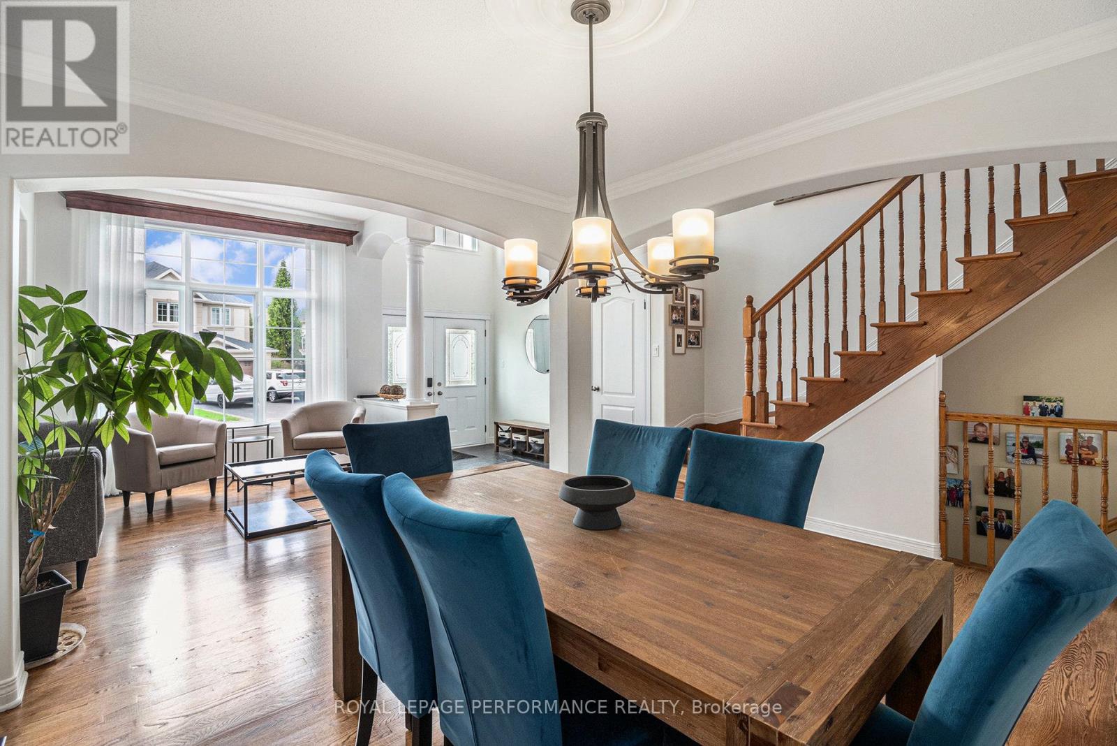 3712 Mountain Meadows Crescent, Ottawa, Ontario  K1V 1V7 - Photo 12 - X12169525