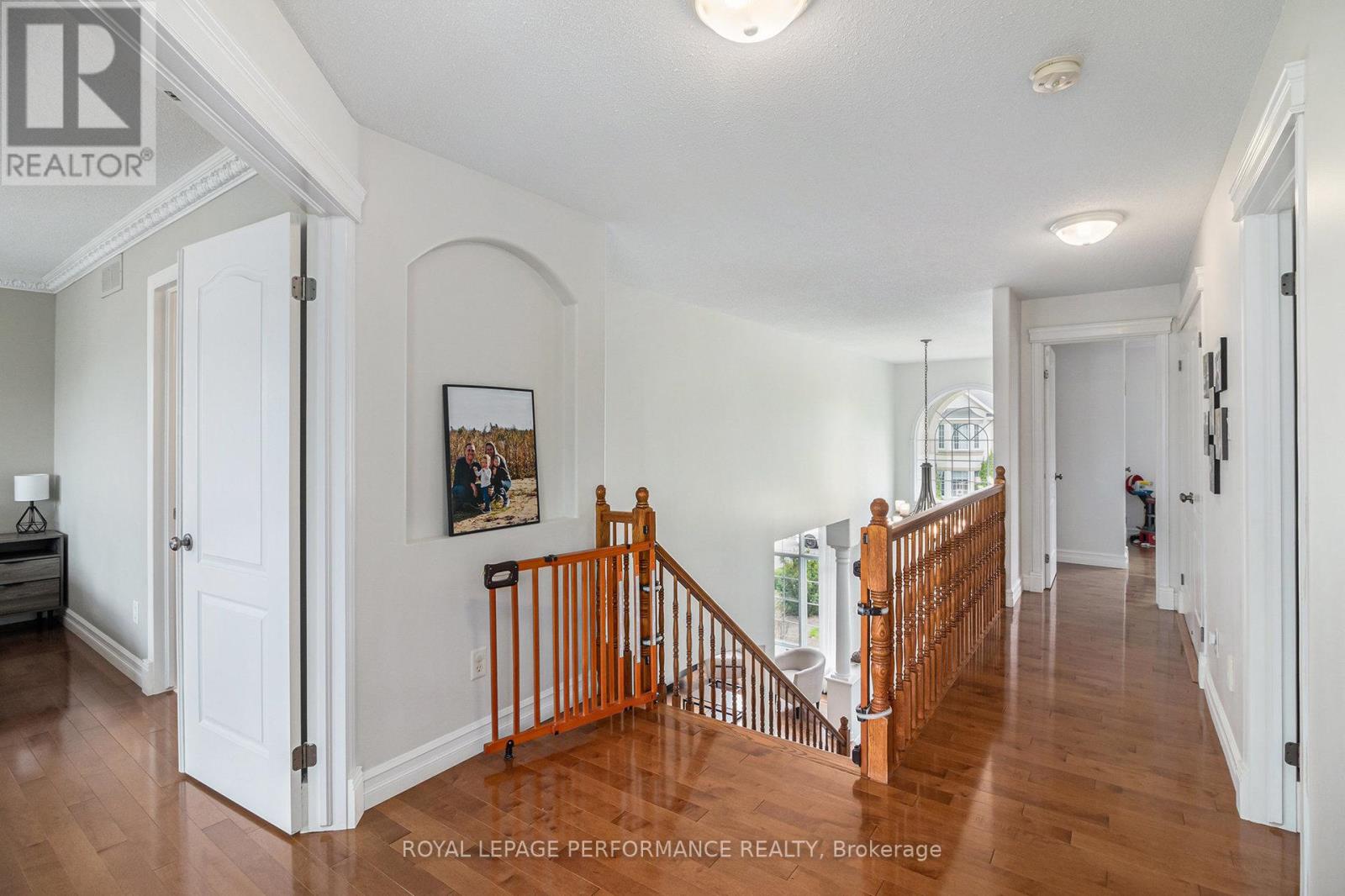 3712 Mountain Meadows Crescent, Ottawa, Ontario  K1V 1V7 - Photo 16 - X12169525