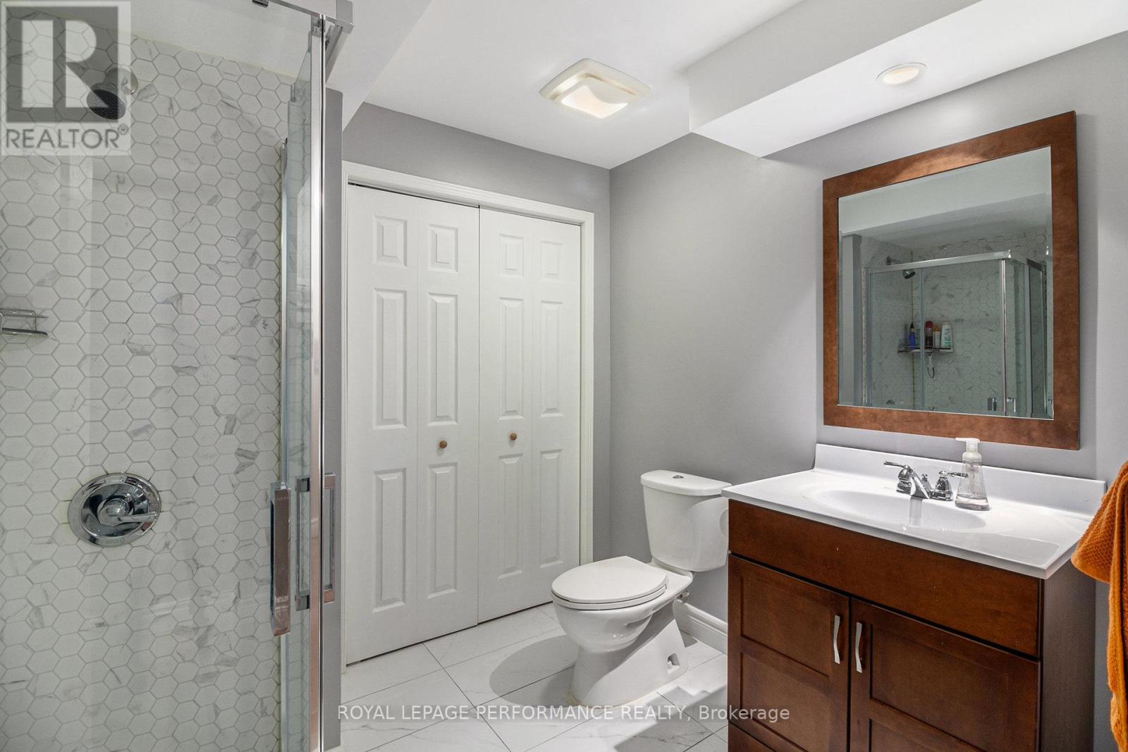 3712 Mountain Meadows Crescent, Ottawa, Ontario  K1V 1V7 - Photo 32 - X12169525
