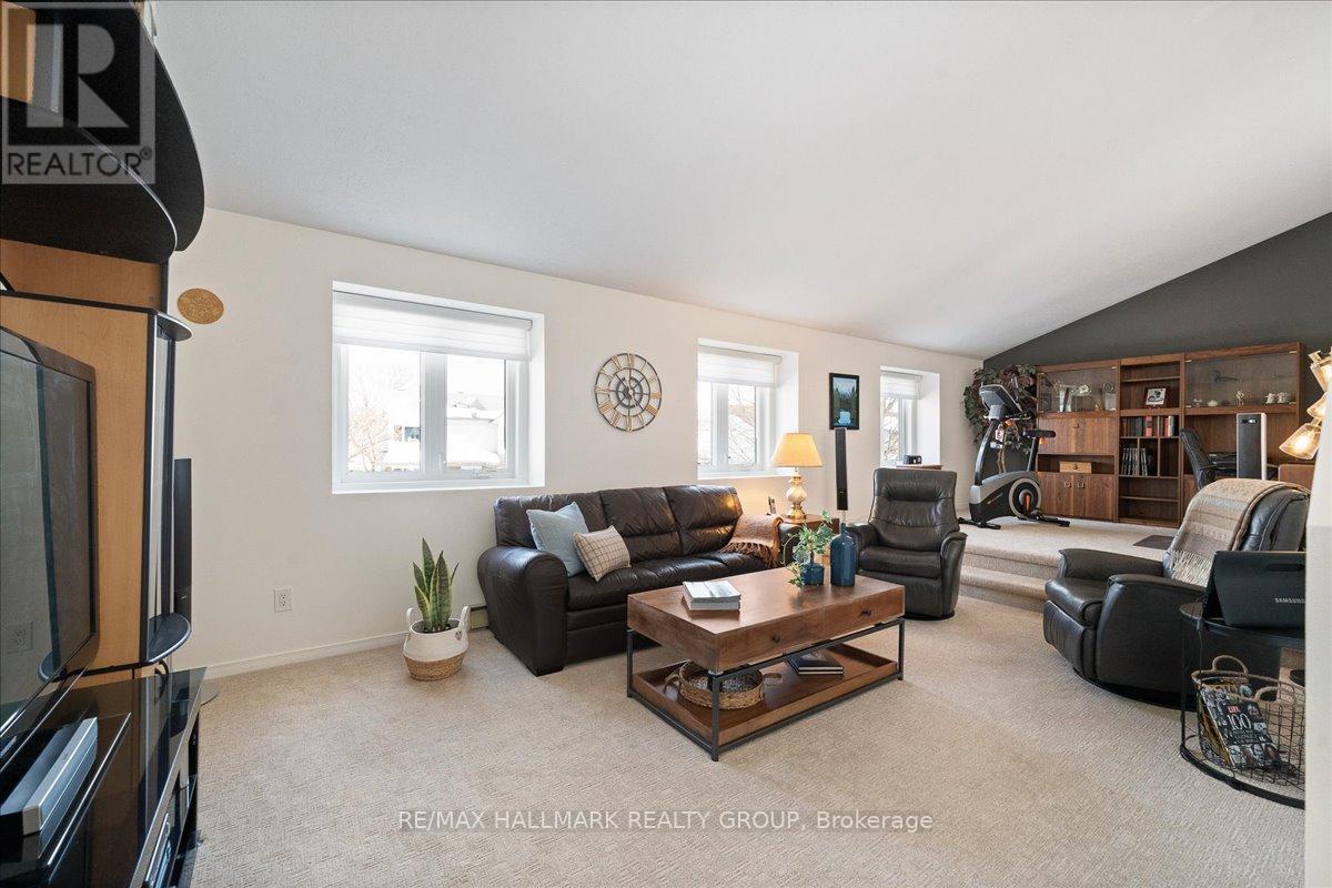 12 Birkett Street, Ottawa, Ontario  K2J 2V1 - Photo 16 - X12169541