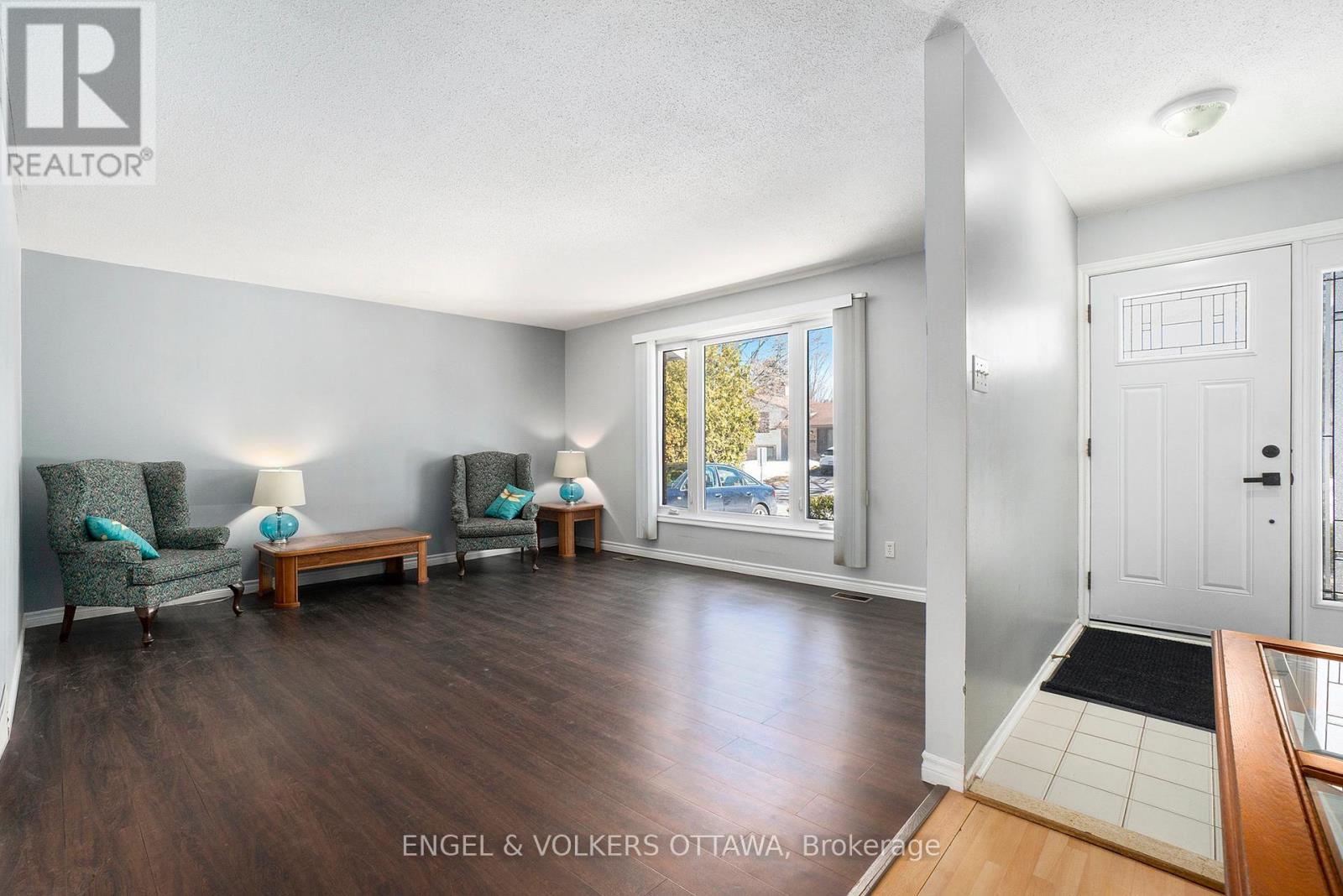 Property at 1266 ALLOWAY CRESCENT image 4