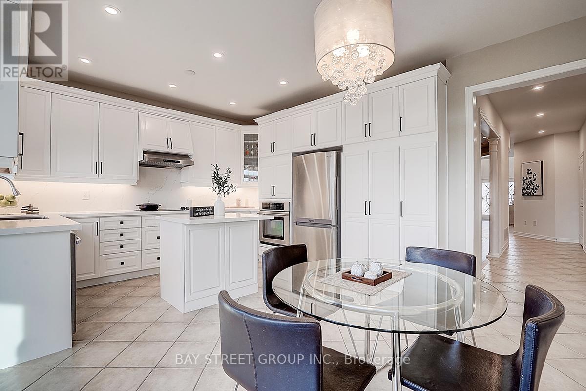 256 Borealis Avenue, Aurora, Ontario  L4G 7T6 - Photo 20 - N12169337