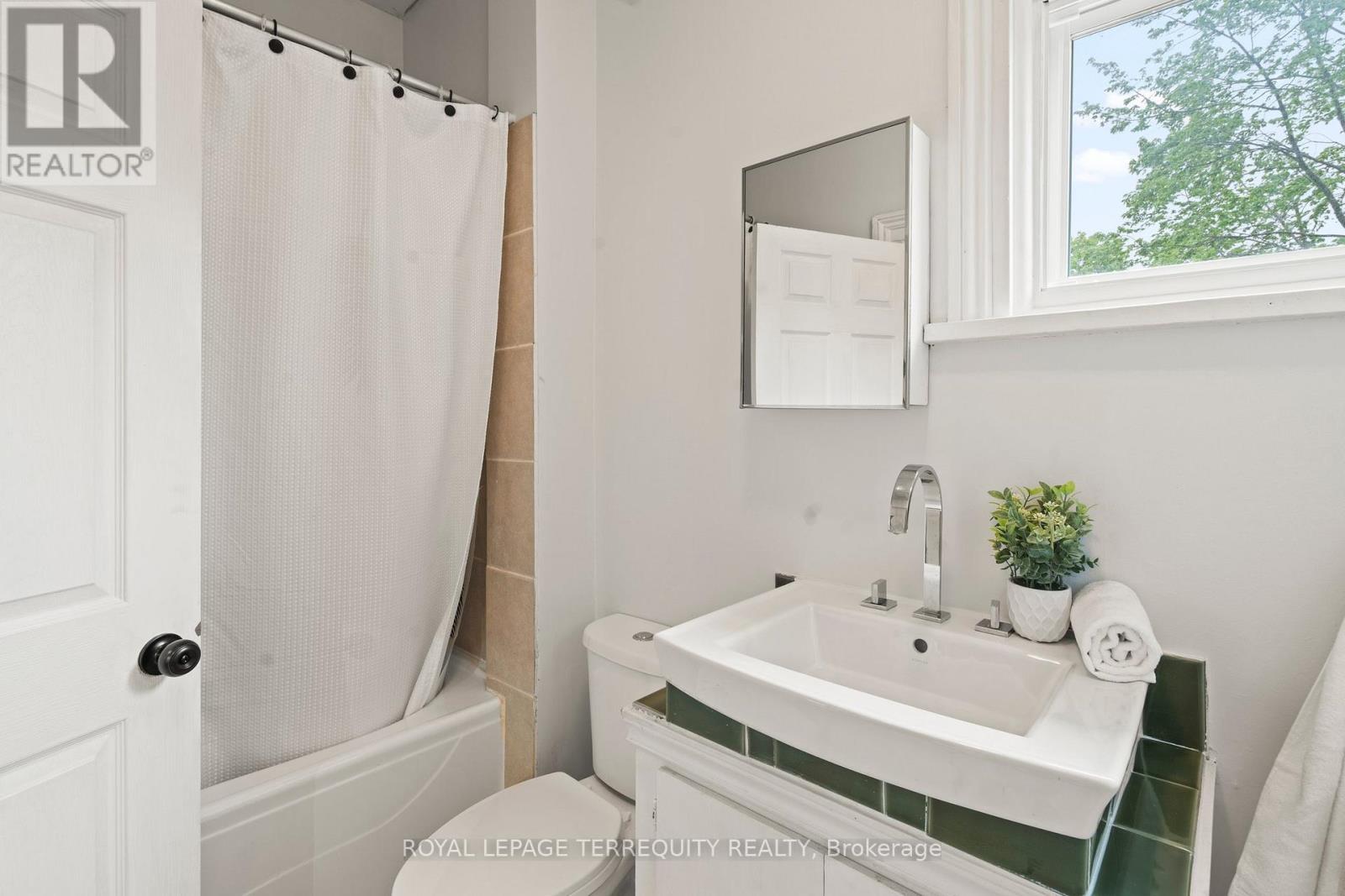 21 Albert Street S, Brock, Ontario  L0C 1H0 - Photo 25 - N12169464