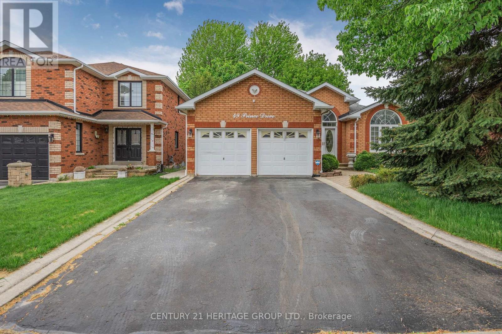 49 PRINCE DRIVE, bradford west gwillimbury (bradford), Ontario