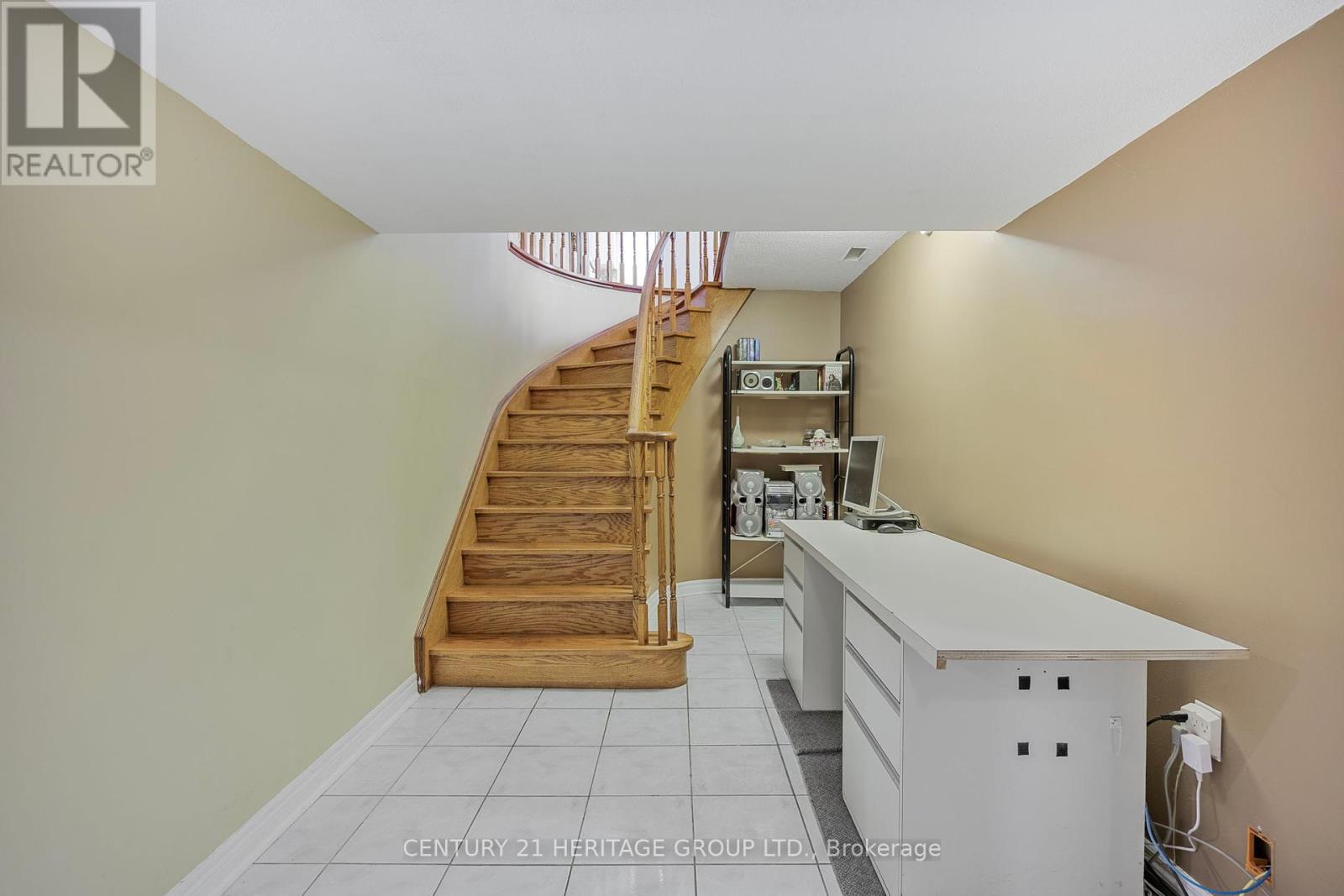 49 Prince Drive, Bradford West Gwillimbury (Bradford), Ontario  L3Z 3B6 - Photo 20 - N12169478
