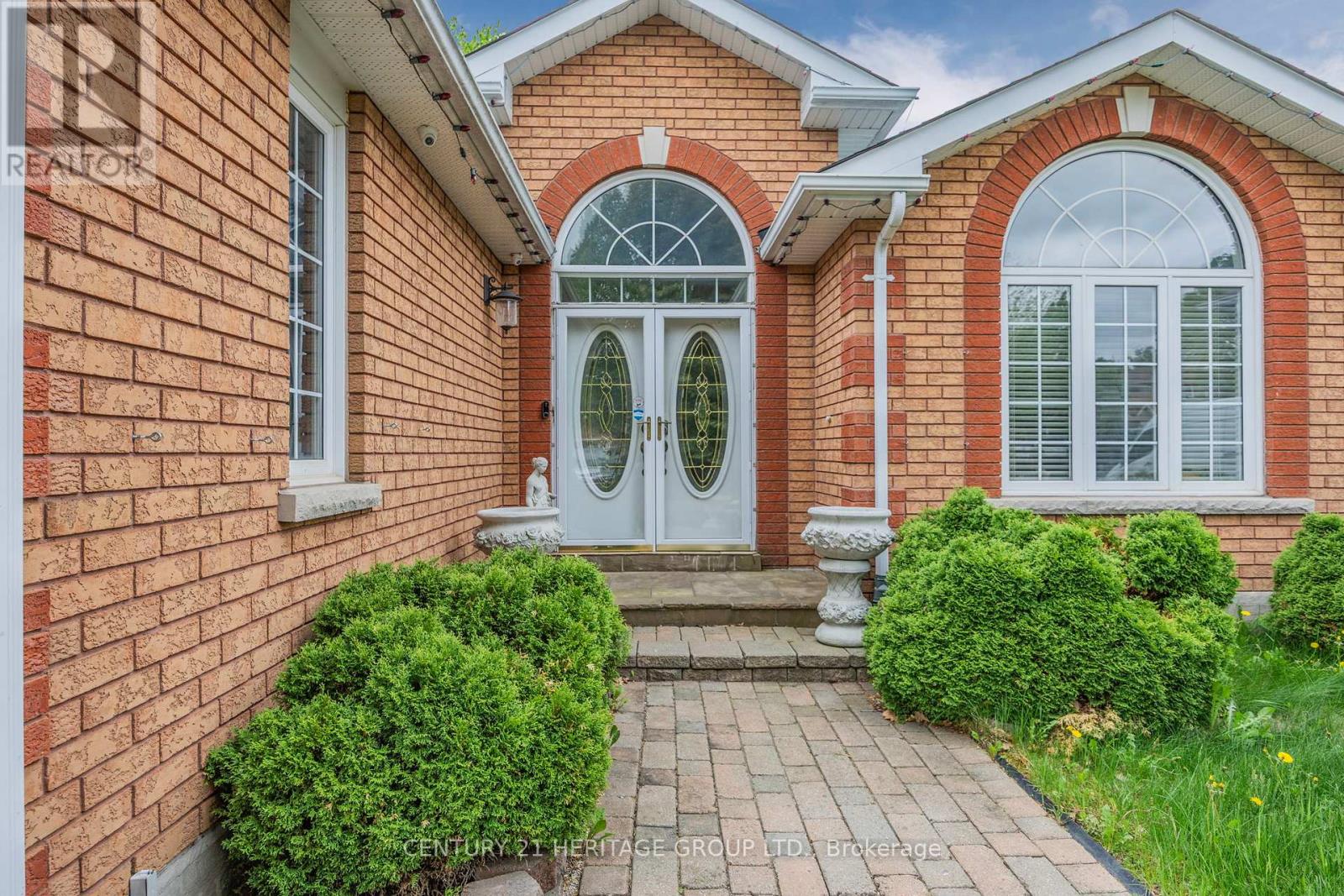 Property at 49 PRINCE DRIVE image 3