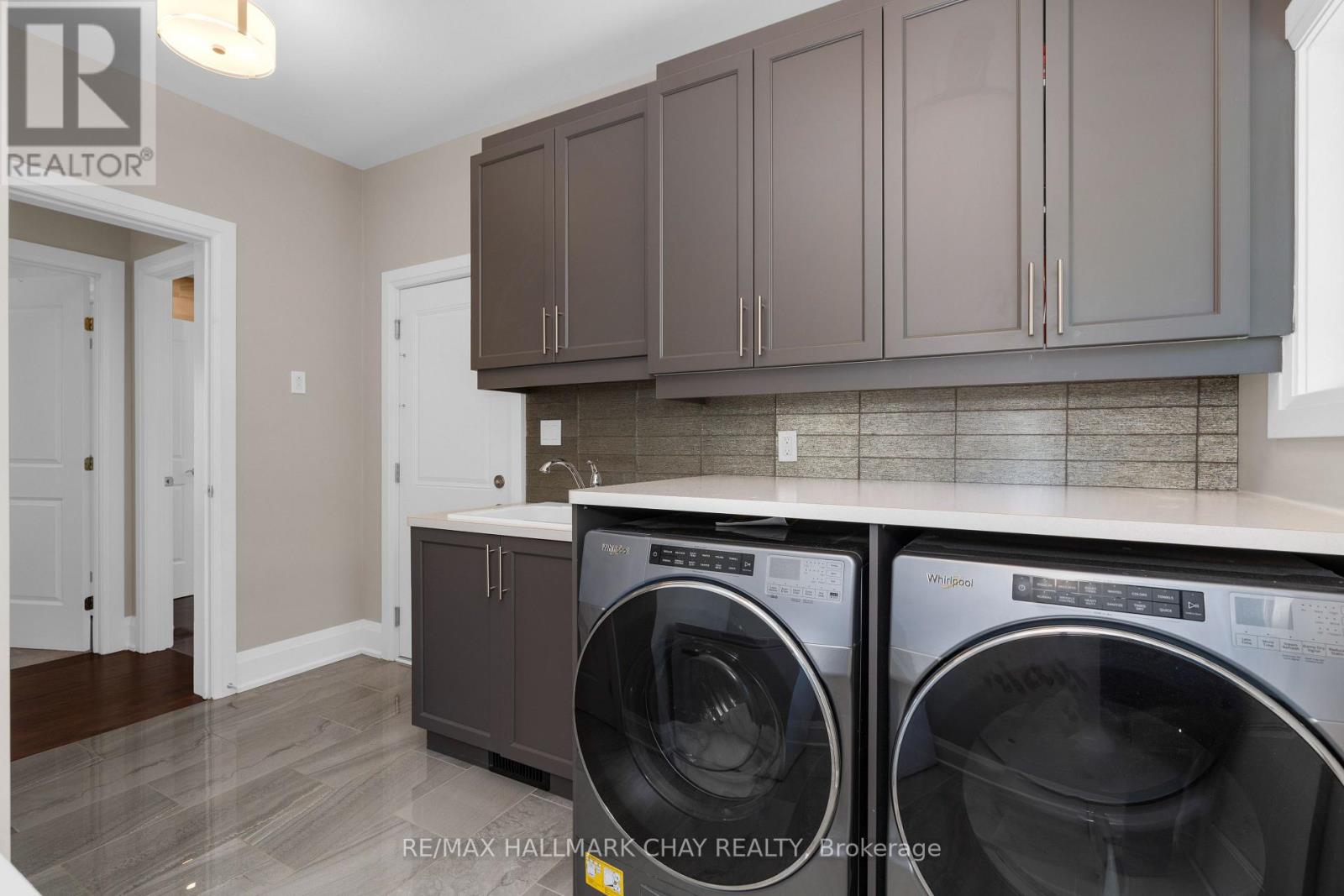 43 Thoroughbred Drive, Oro-Medonte, Ontario  L0K 1E0 - Photo 28 - S12169297