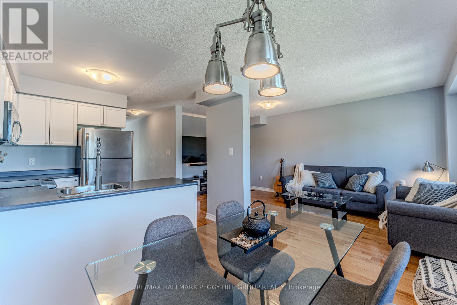 35 - 209 Harvie Road, Barrie, Ontario  L4N 9P8 - Photo 3 - S12169311