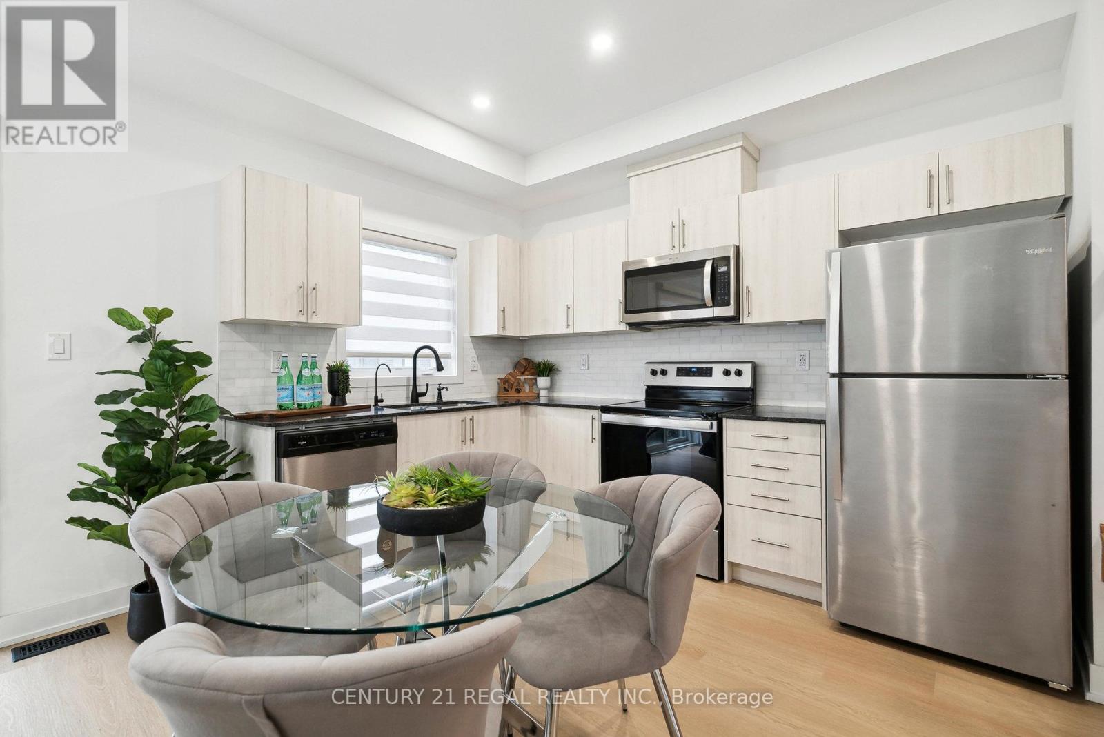 24 WHEATFIELD ROAD, barrie, Ontario