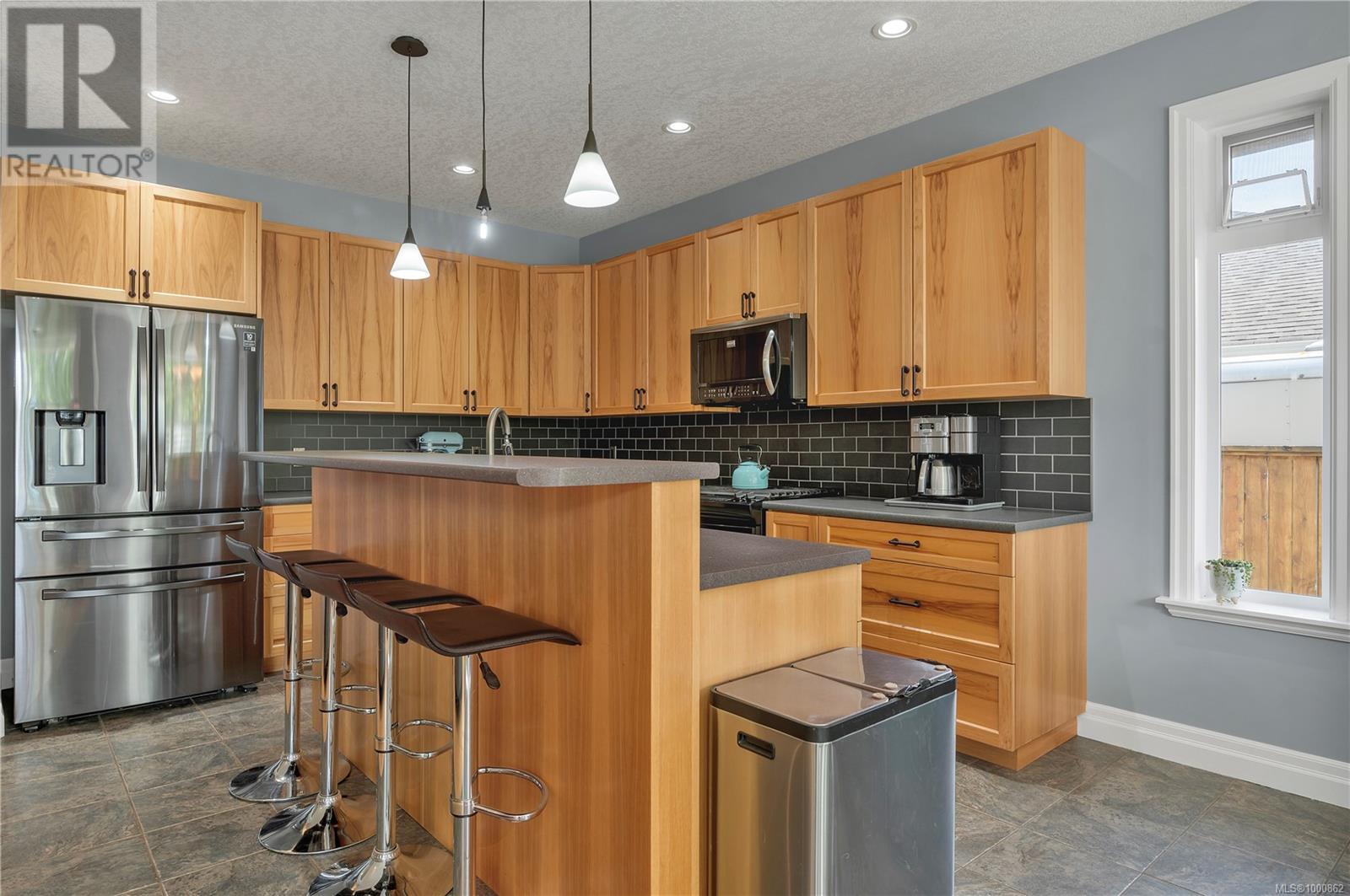 Property at 369 Serenity Dr image 3