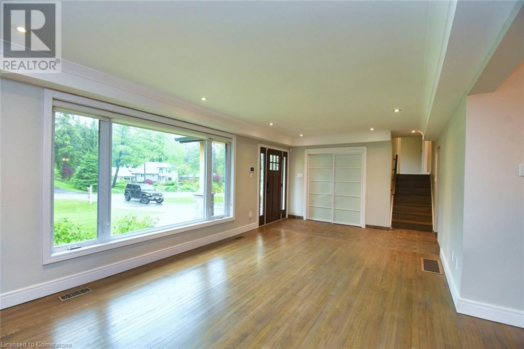 6 Johnston Avenue, Dundas, Ontario  L9H 5E3 - Photo 8 - 40703492
