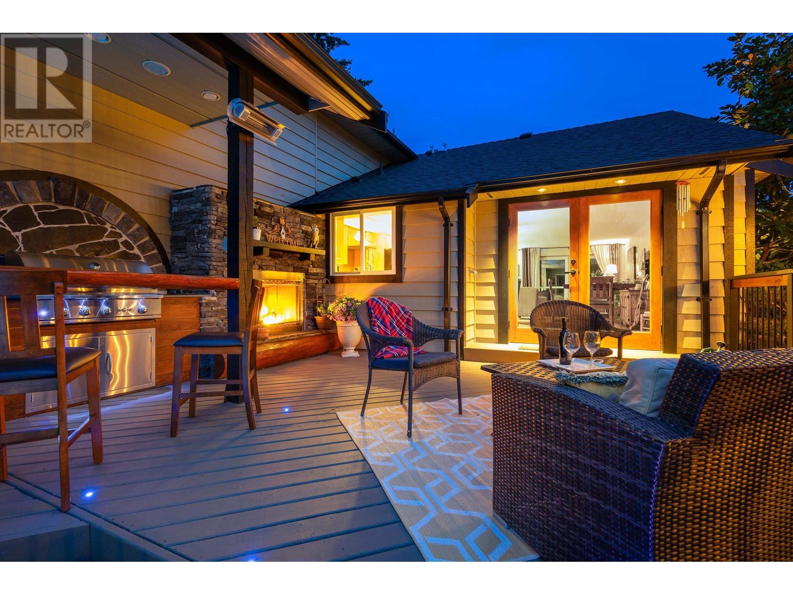 5215 4 Avenue, Delta, British Columbia  V4M 1G8 - Photo 4 - R3001661