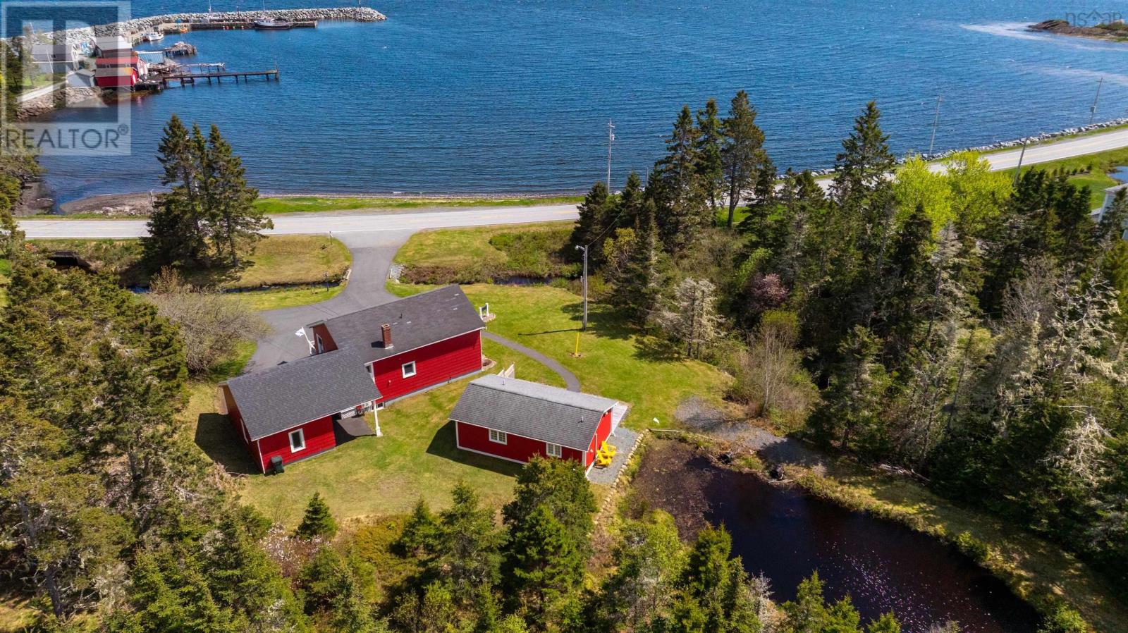 4058 Highway 331, Dublin Shore, Nova Scotia  B0R 1C0 - Photo 2 - 202512103