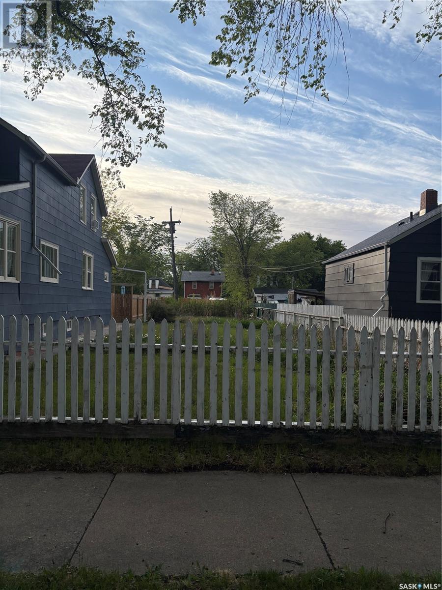 910 I AVENUE S, saskatoon, Saskatchewan