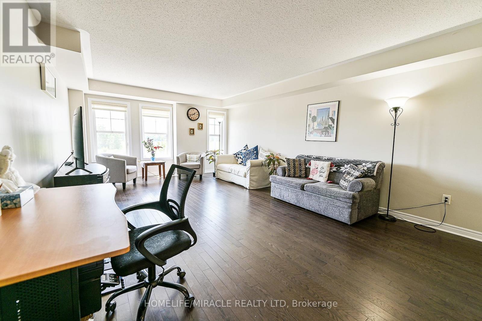 3 - 27 Pennycross Crescent, Brampton, Ontario  L7A 4M1 - Photo 10 - W12169283