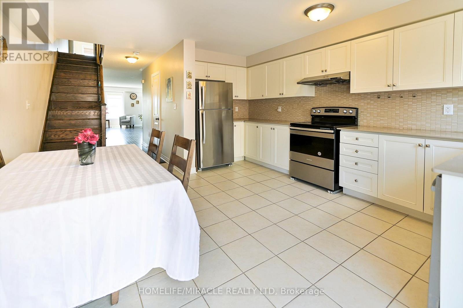 3 - 27 Pennycross Crescent, Brampton, Ontario  L7A 4M1 - Photo 14 - W12169283