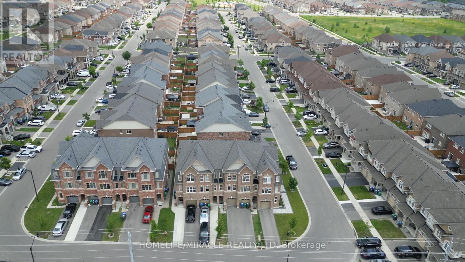 3 - 27 Pennycross Crescent, Brampton (Northwest Brampton), Ontario  L7A 4M1 - Photo 35 - W12169283
