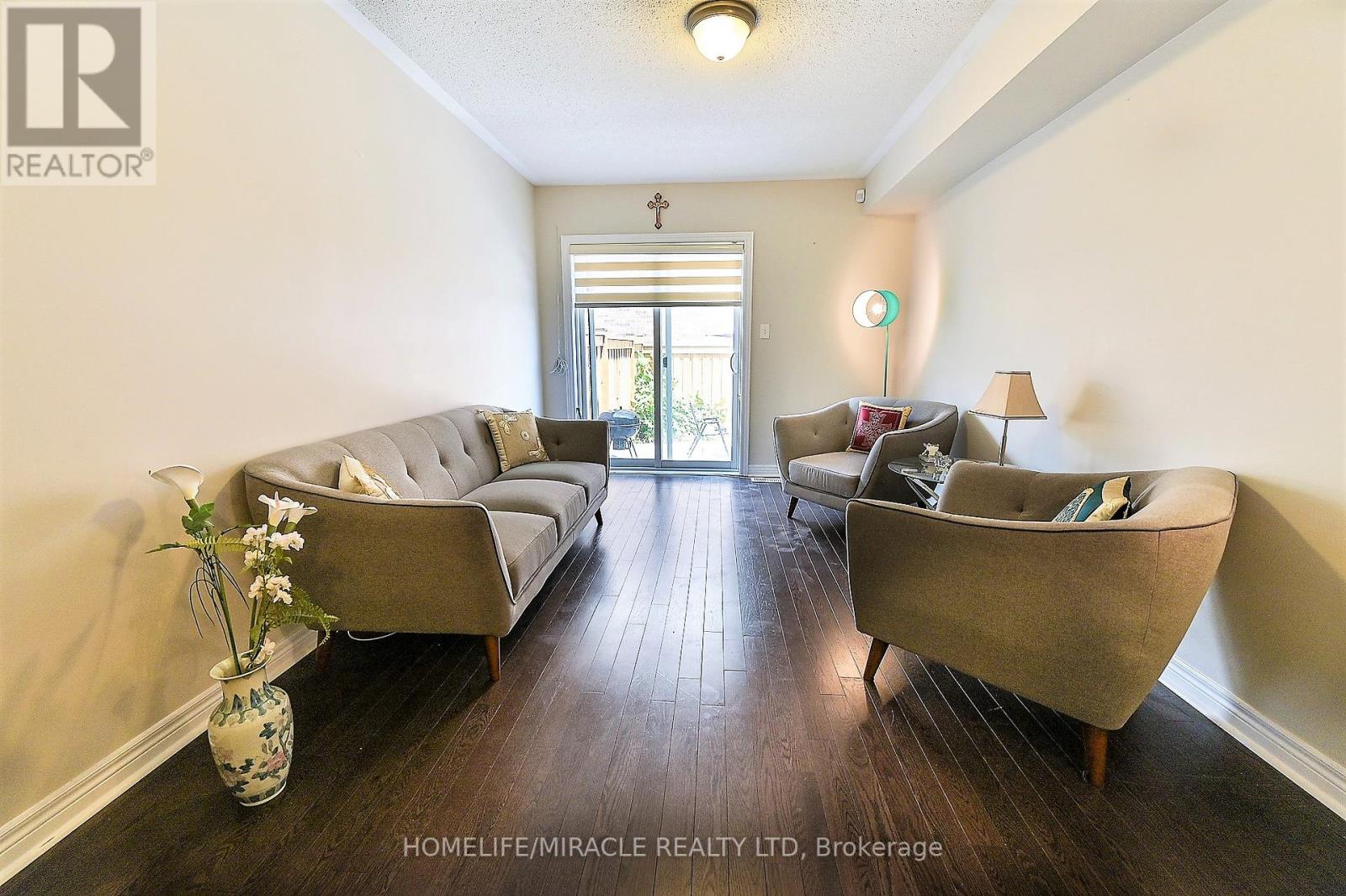 3 - 27 Pennycross Crescent, Brampton, Ontario  L7A 4M1 - Photo 7 - W12169283