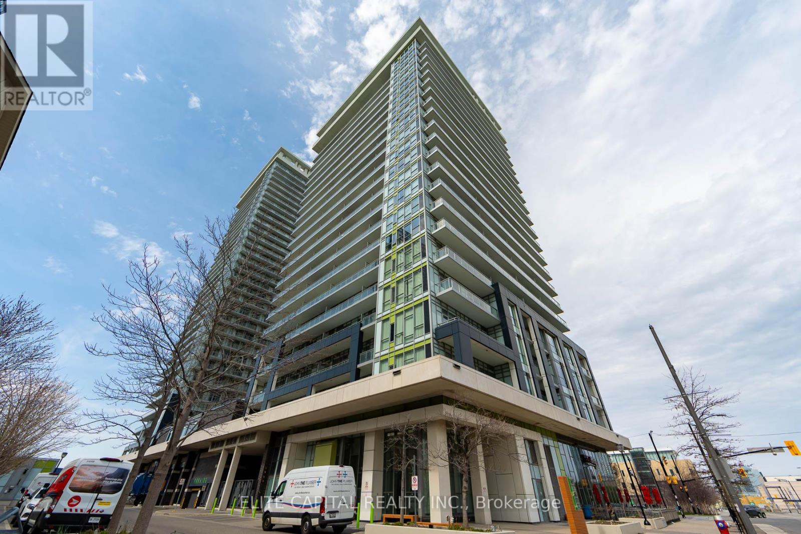 812 - 365 PRINCE OF WALES DRIVE, Mississauga, Ontario