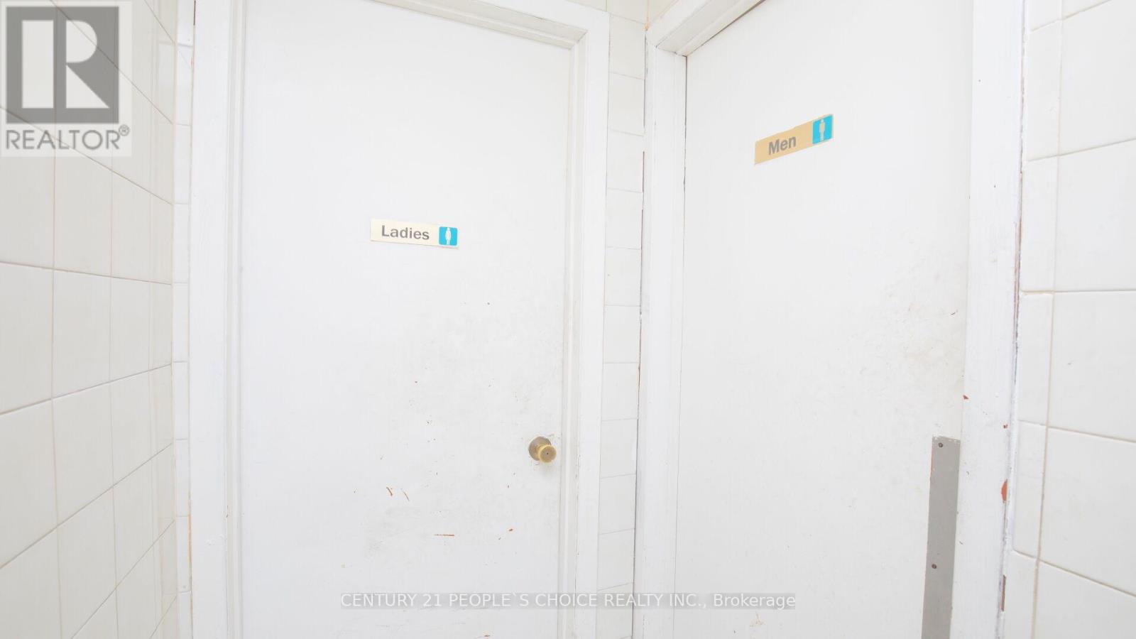 1910 Kipling Avenue, Toronto, Ontario  M9W 4J1 - Photo 39 - W12169323